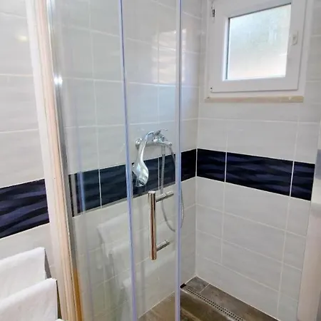 Bili Zal Apartment *